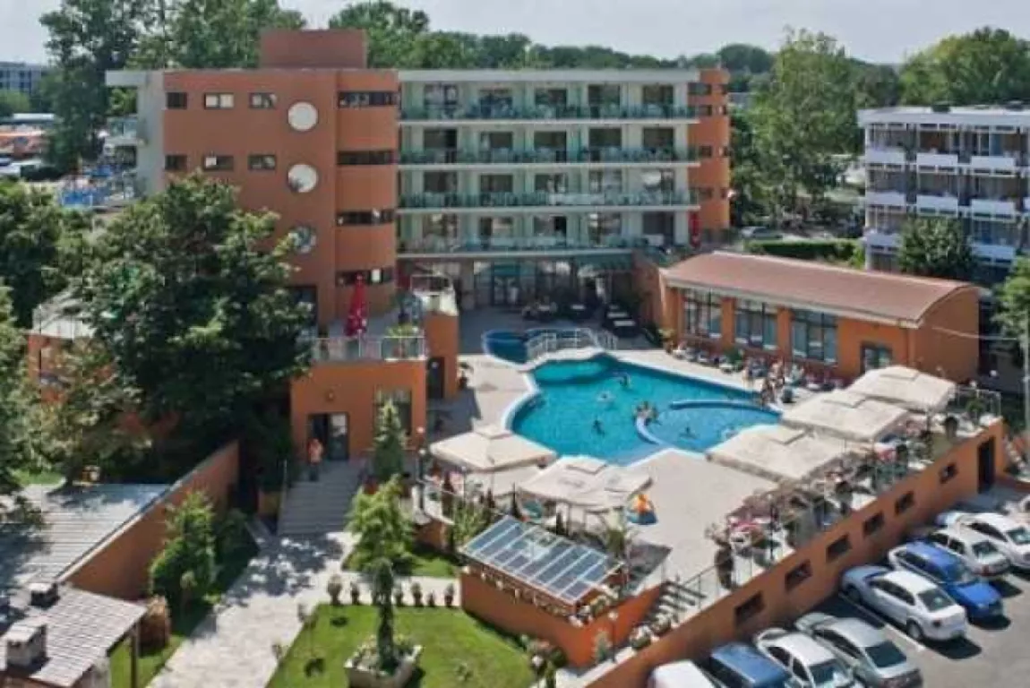 Hotel SATURN din Saturn