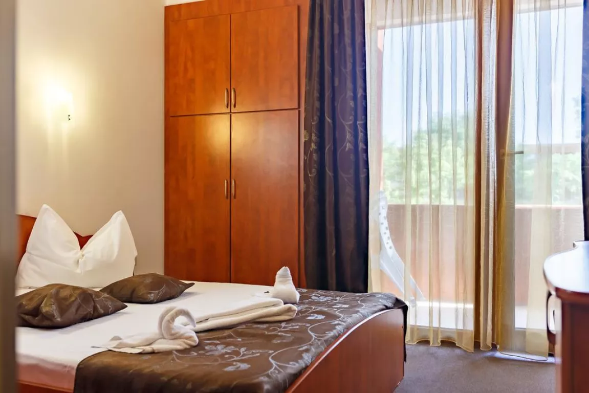 Hotel ASTORIA din Mamaia