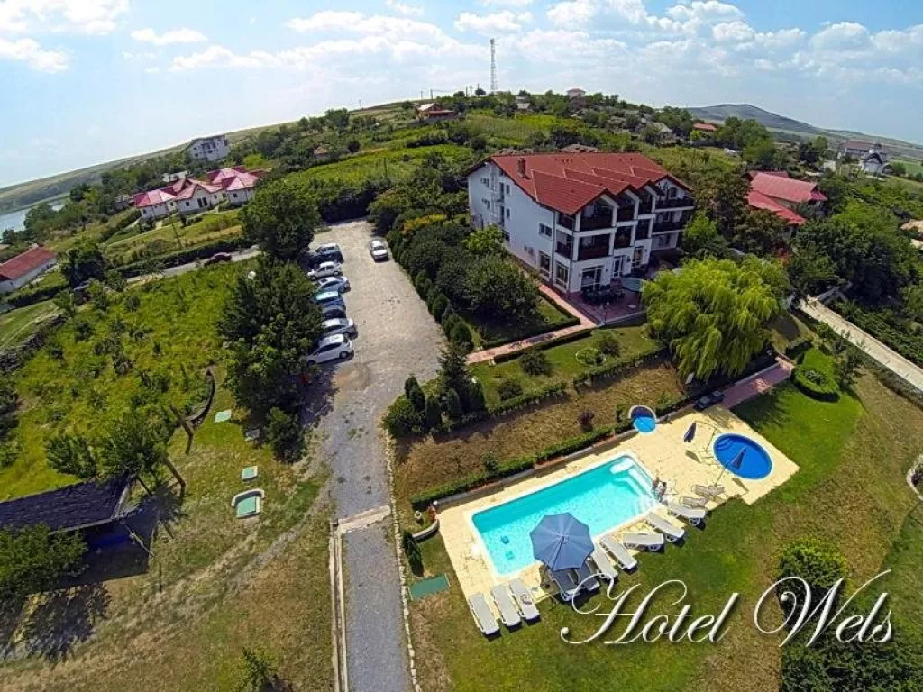 Hotel WELS din Baltenii de Sus